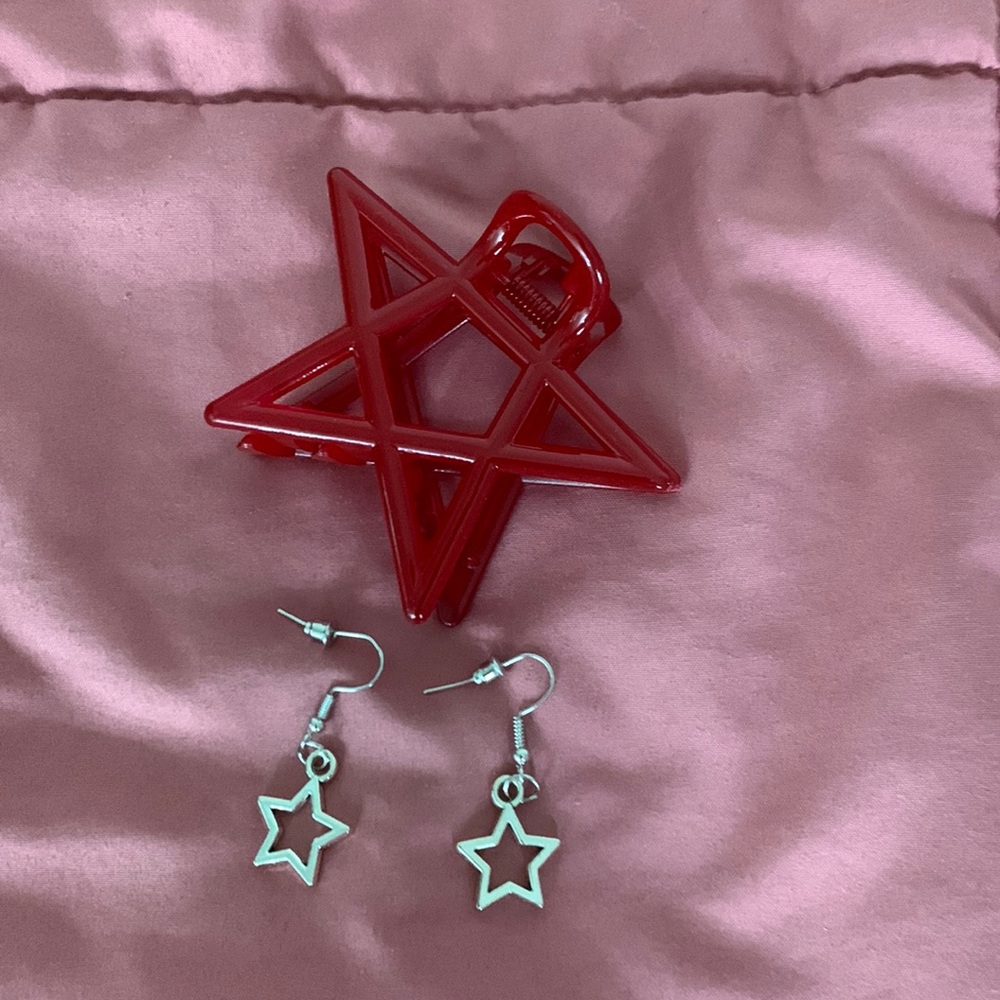 y2k star earrings and new star hair clip